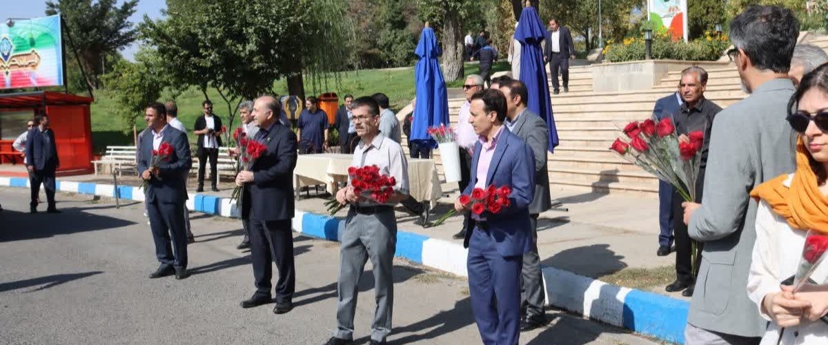 استقبال صمیمانه از دانشجویان ورودی دانشگاه زنجان؛ آغاز فصل جدید با رویکرد دانشجو-محوری