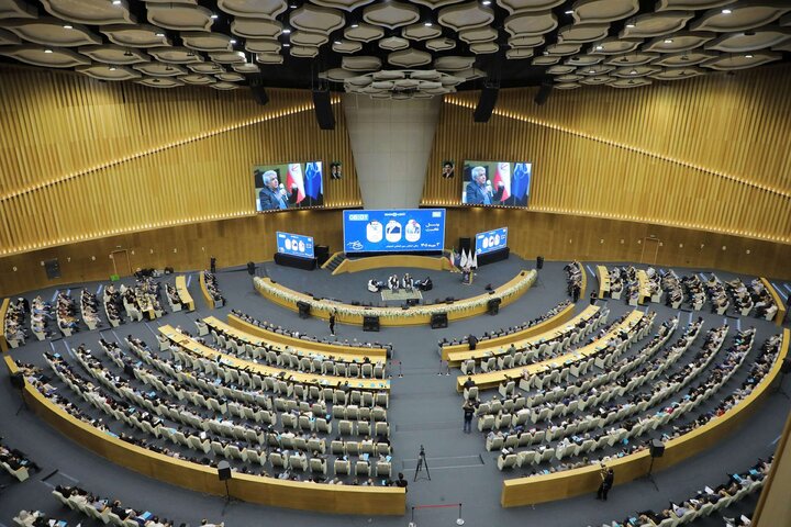 «ایران در مسیر»؛ تأکید صاحب‌نظران بر شناخت سناریوهای پیش‌روی کشور