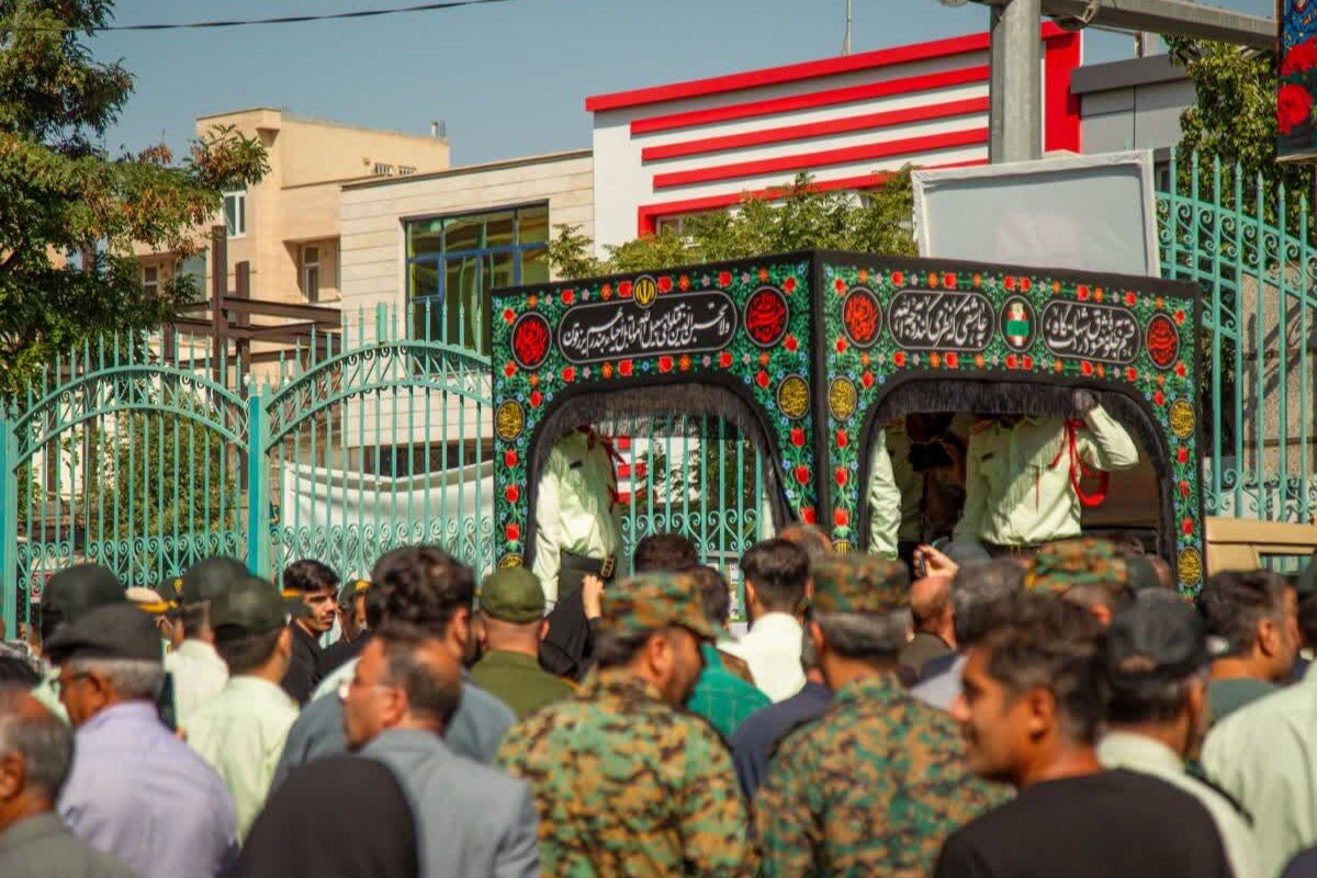 آیین باشکوه تشییع و اقامه نماز بر پیکر مطهر سرگرد شهید مجید بهرامی