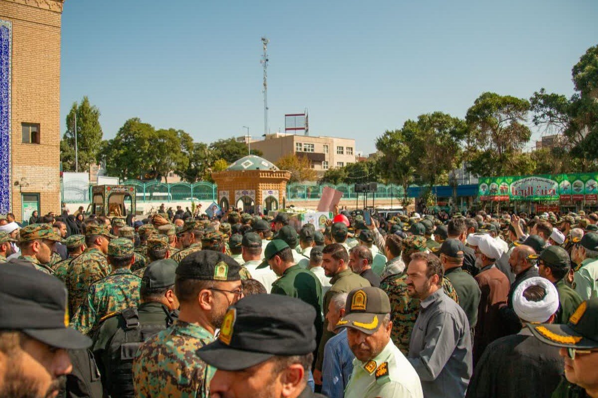 آیین باشکوه تشییع و اقامه نماز بر پیکر مطهر سرگرد شهید مجید بهرامی
