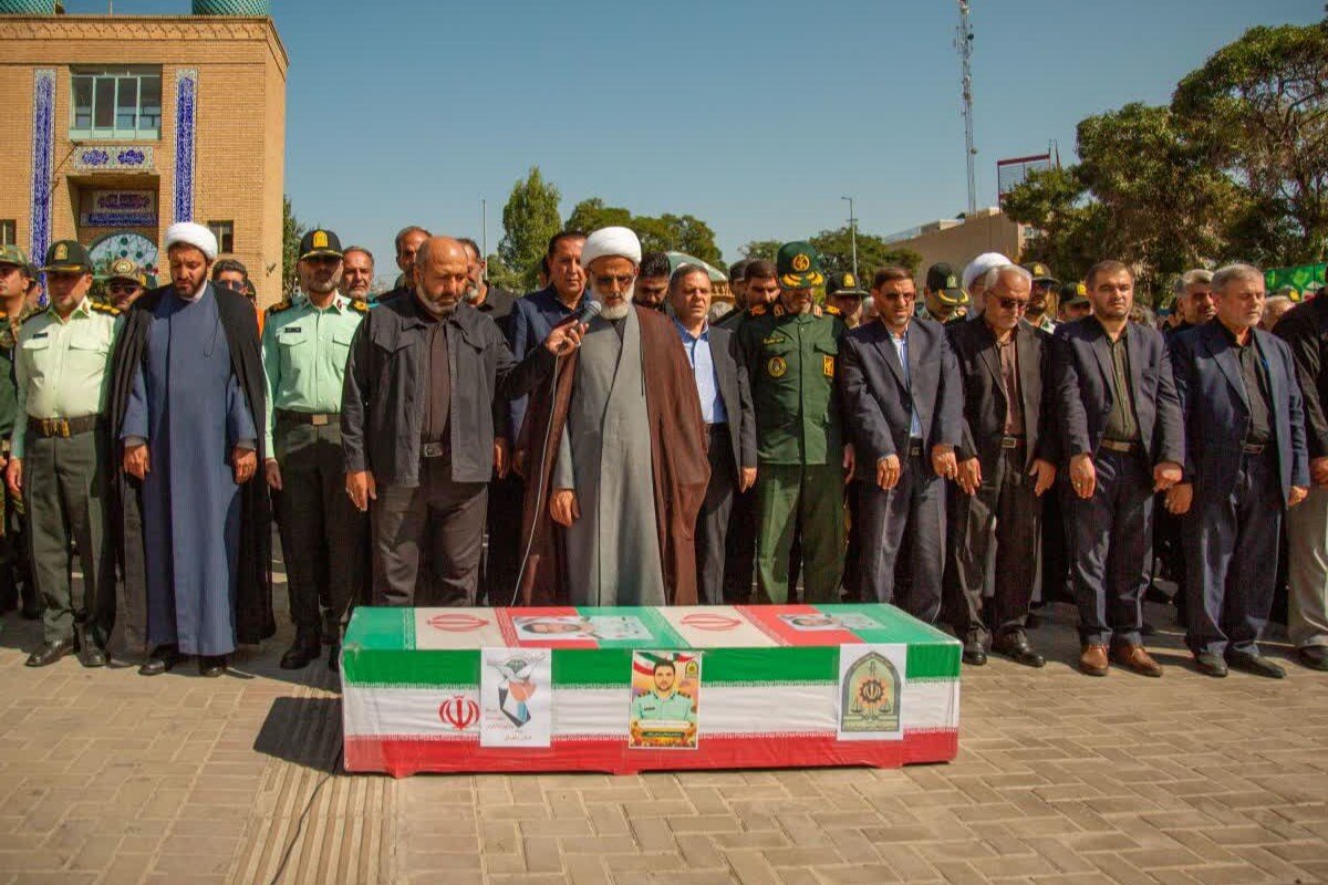 آیین باشکوه تشییع و اقامه نماز بر پیکر مطهر سرگرد شهید مجید بهرامی