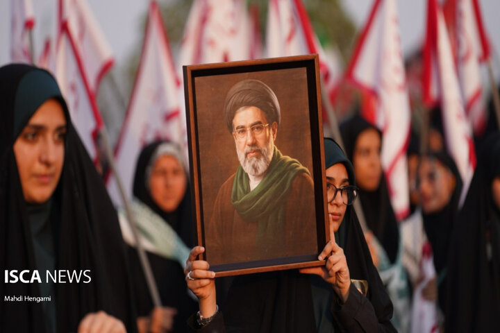 طنین اقتدار در ساحل خلیج فارس