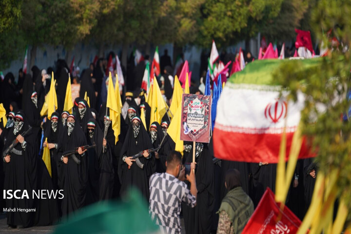 طنین اقتدار در ساحل خلیج فارس