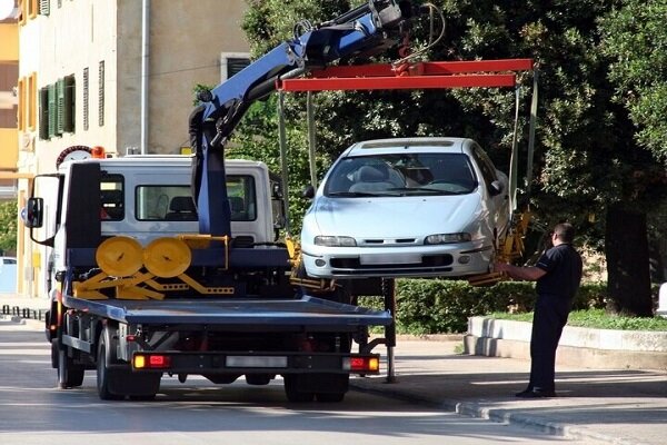 جزئیات سرقت خودرو در تهران با جرثقیل