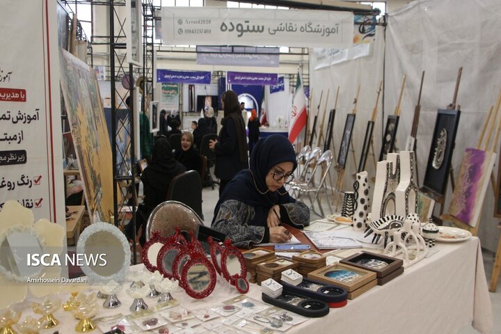 نمایشگاه توانمندی‌های بانوان استان اردبیل