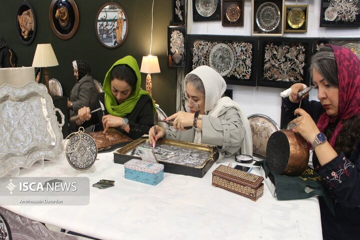 نمایشگاه توانمندی‌های بانوان استان اردبیل