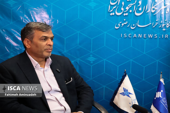 بازدید مدیرکل سراهای نوآوری دانشگاه آزاد اسلامی از واحدهای فناور مشهد
