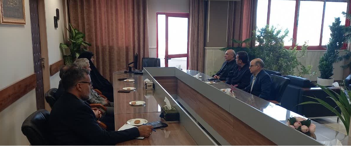 تقویت تعاملات بیندانشگاهی در زنجان با تکیه بر ظرفیتهای متقابل؛ رؤسای دانشگاههای فرهنگیان و آزاد دیدار کردند
