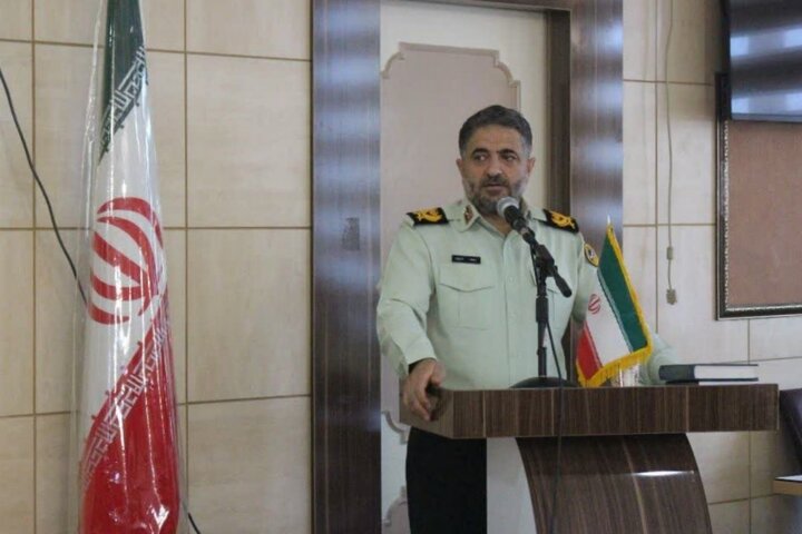 پلیس در برابر مجرمان قاطع و در برابر مردم خدمتگزار است