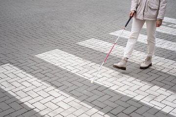 دسترس‌پذیر کردن خدمات برای معلولان به سادگی امکان‌پذیر نیست/ دولت الکترونیک، زندگی نابینایان را سخت‌تر نکرده است