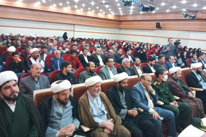 برگزاری اجلاسیه سراسری روز نماز در خدابنده با حضور مقامات ارشد نظامی و مذهبی