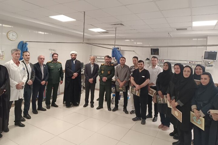 تجلیل فرمانده سپاه انصارالمهدی(عج) و رئیس دانشگاه علوم پزشکی زنجان از پرستاران