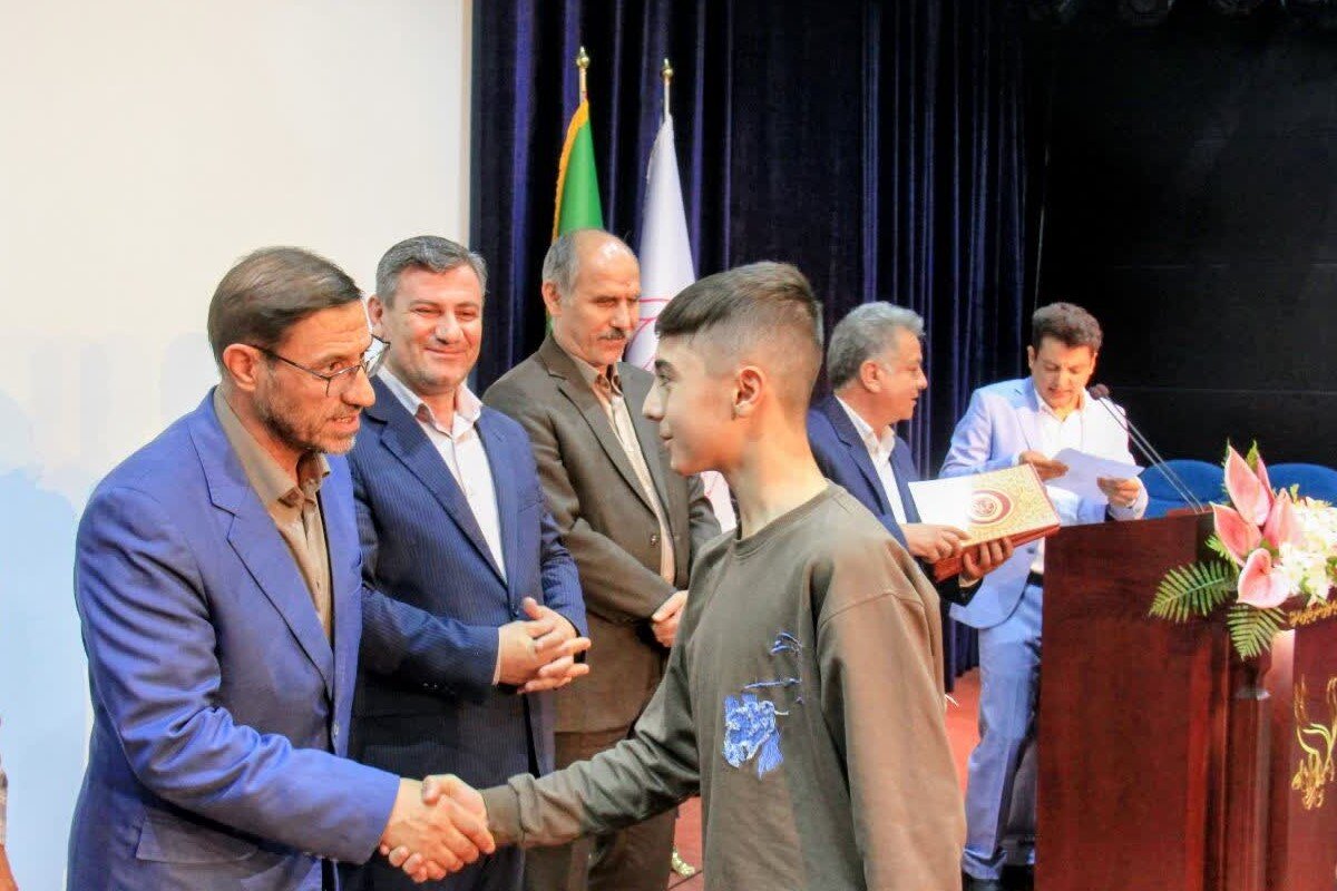 همایش گرامیداشت روز روستا و عشایر در شهرستان زنجان