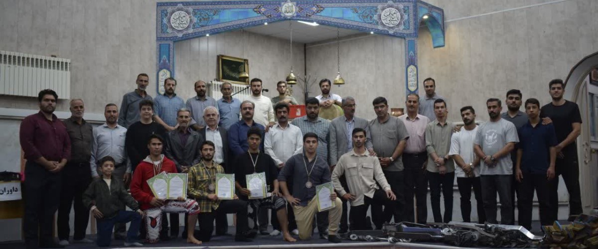 طنین نوای مرشد و تپش قلب پهلوانی در زنجان؛ شکوه مسابقات استانی زورخانهای با میزبانی باشگاه ذوالفقار