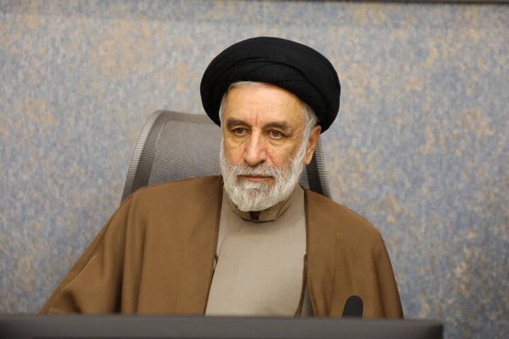 ۴۰۰ هزار دانشجو در هر ترم مخاطب دروس معارف دانشگاه آزاد اسلامی هستند