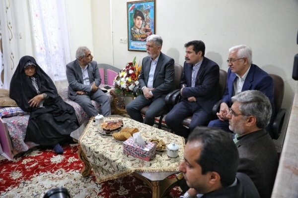 شهید گریوانی هنر زندگی کردن را به ما آموخت