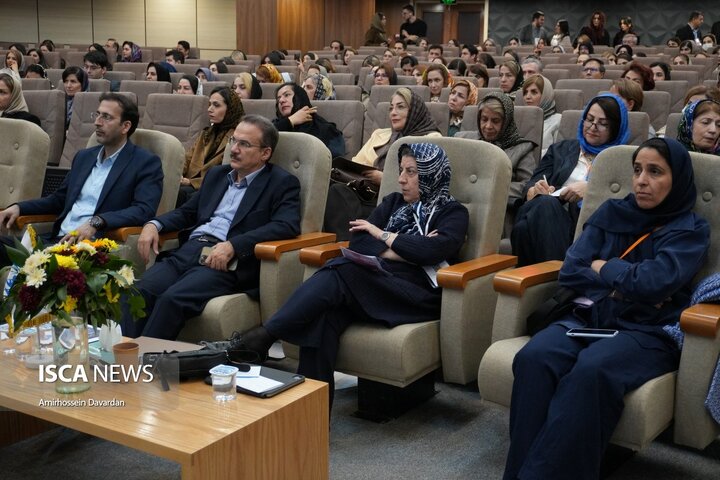 سمینار «از ویروس پاپیلوما تا سرطان» در اردبیل