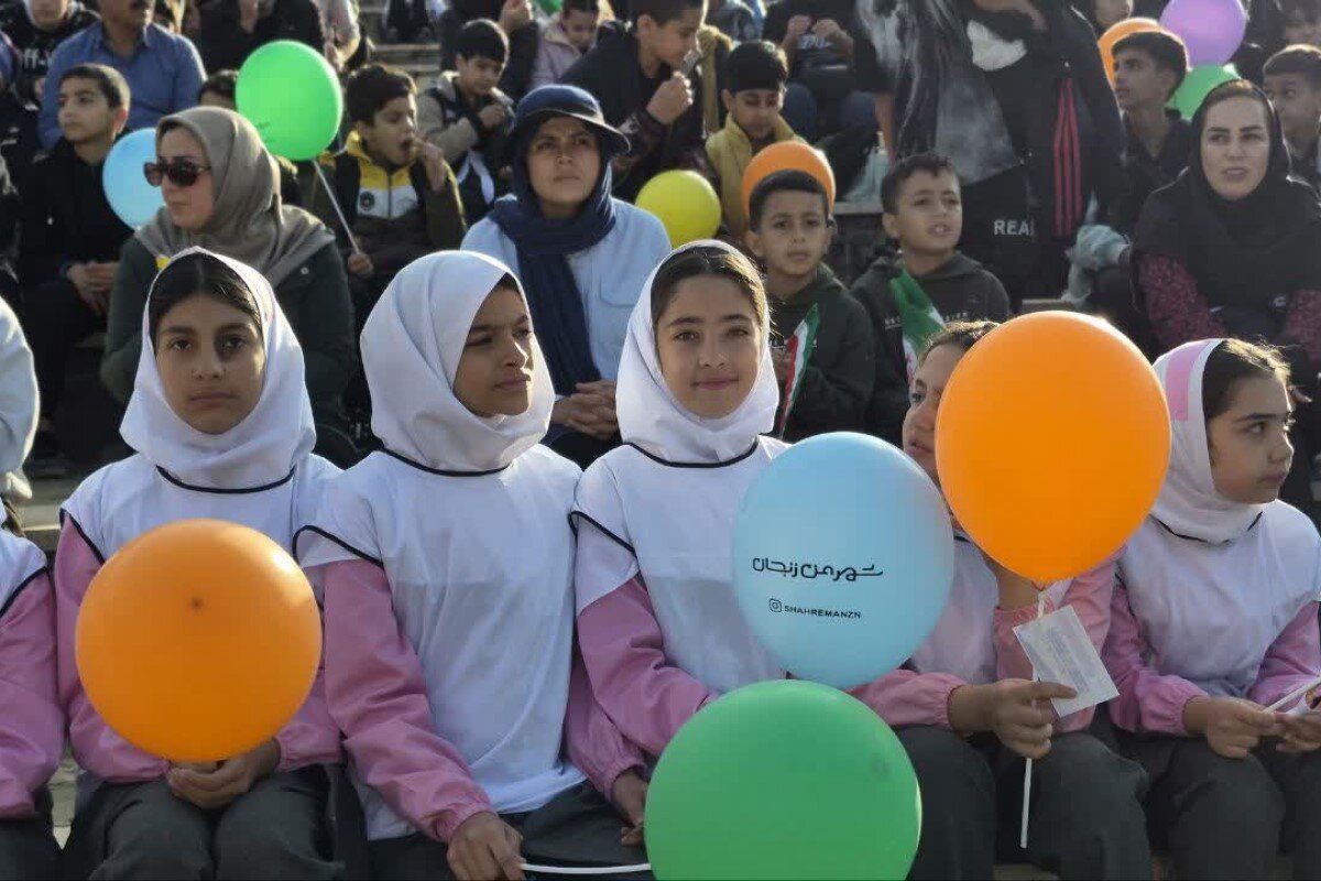 همایش بزرگ پیاده روی خانوادگی زنجان