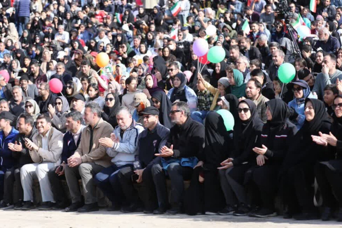 همایش بزرگ پیاده روی خانوادگی زنجان