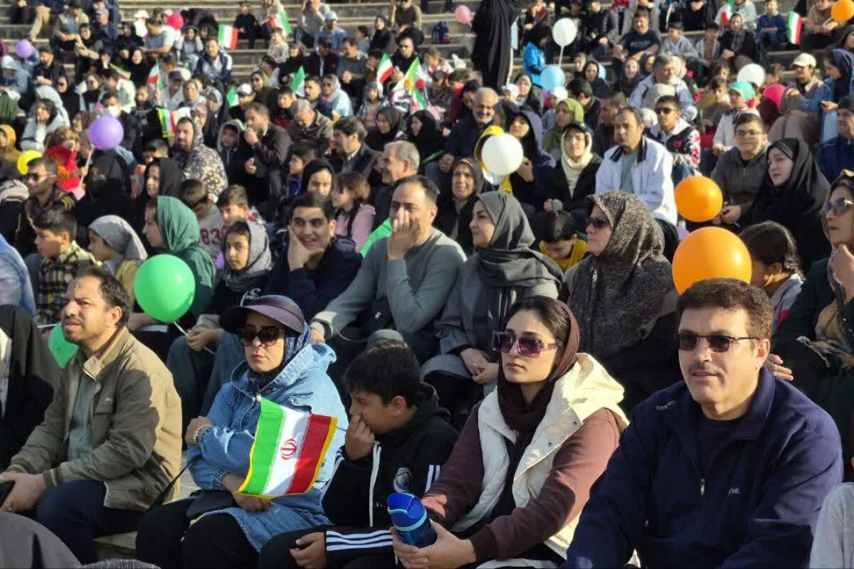 همایش بزرگ پیاده روی خانوادگی زنجان