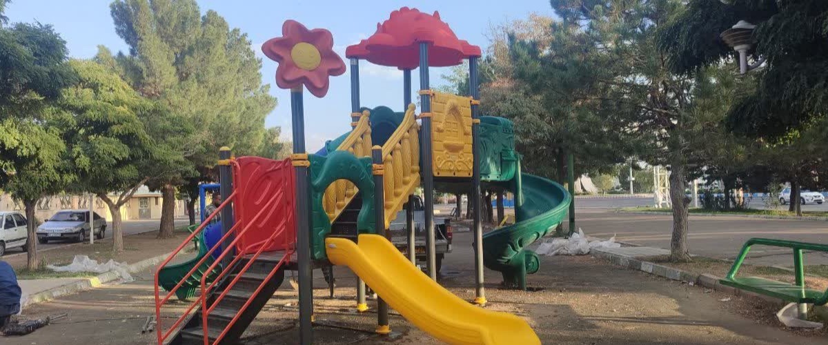 ارتقای کیفیت محیط شهری خرمدره با تجهیز فضاهای سبز به امکانات تفریحی کودکان