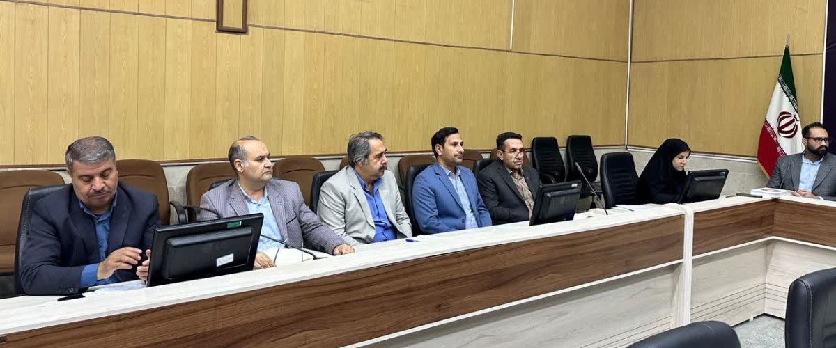 ارتقای سطح آمادگی در برابر تهدیدات احتمالی؛ جلسه راهبردی پدافند غیرعامل و مدیریت بحران خرم‌دره برگزار شد