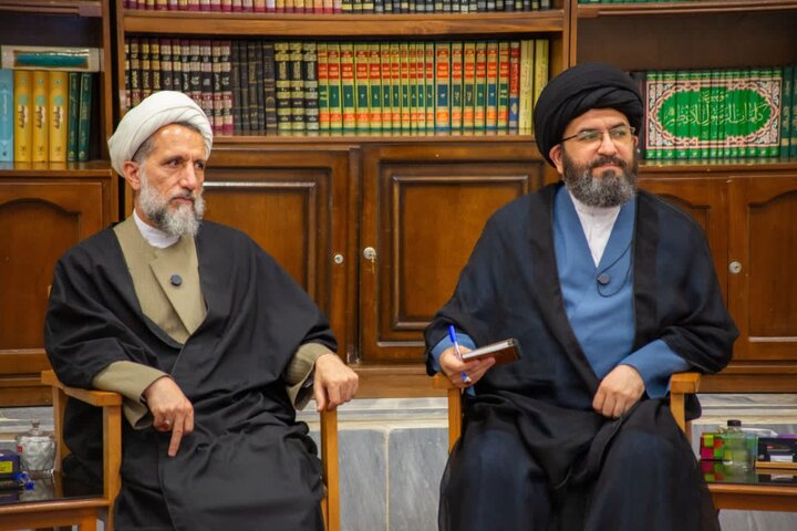 تقویت هم‌افزایی میان دفاتر نمایندگی ولی‌فقیه؛ دیدار امام‌جمعه‌های زنجان و قزوین