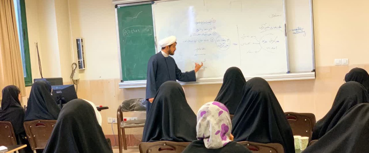 از مدیریت هیجانات تا هنر انتقال اندیشه؛ گامی استراتژیک برای ارتقای توانمندی‌های نرم دانشجویان در مسیر ورود به بازار کار