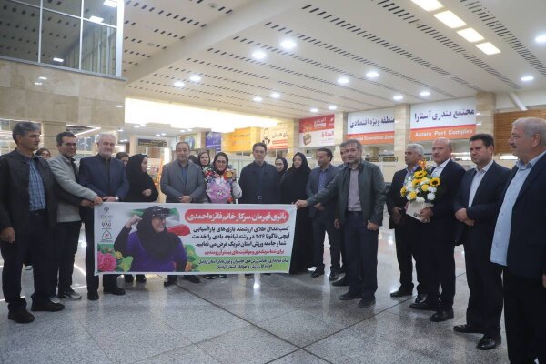 بازگشت قهرمان؛ استقبال از فائزه احمدی، افتخارآفرین پاراآسیایی اردبیل
