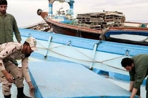 کشف بیش از ۲ میلیون لیتر سوخت قاچاق در آب‌های خوزستان؛ توقیف ۱۴۰ شناور و ۱۴۹ خودرو