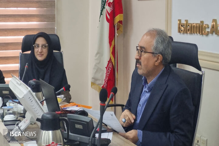 بررسی عملکرد و رسیدگی به شکایات واحدهای دانشگاه آزاد در جلسه شورای استان هرمزگان ‌