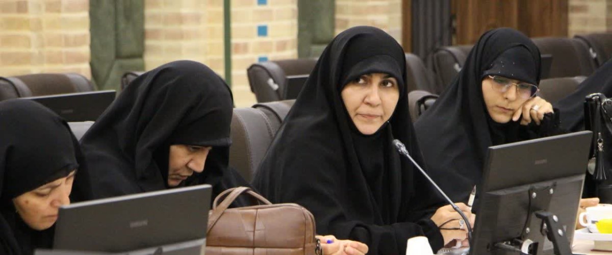 برگزاری کارگروه تخصصی عفاف و حجاب با تمرکز بر ترویج هویت ایرانی‌ ـ اسلامی در مدارس