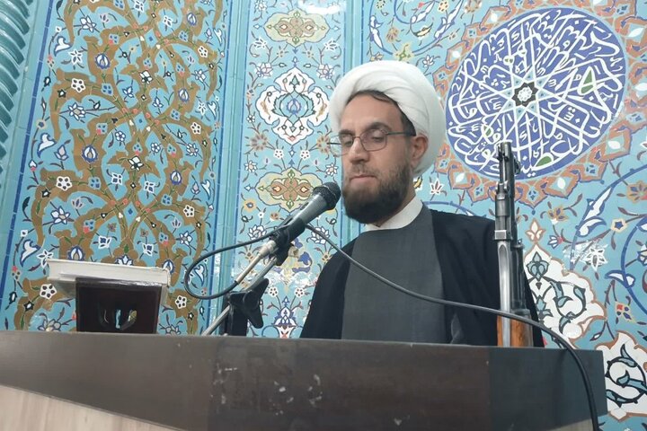 از تأکید امام جمعه هیدج بر آمادگی همیشگی برای جهاد و مقاومت تا برپایی میز خدمت نماینده مجلس