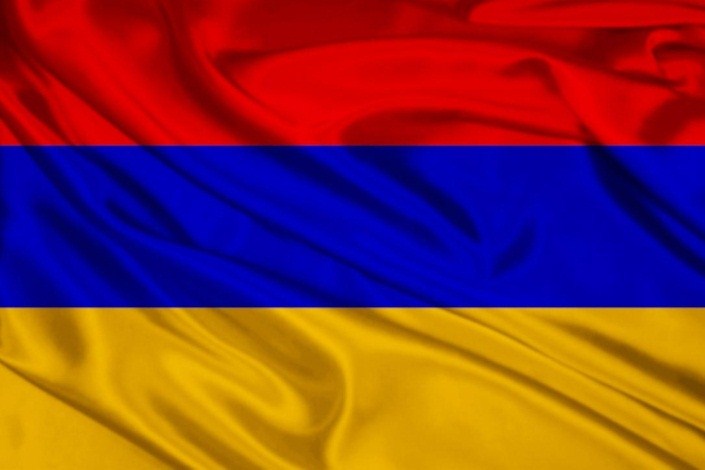 وزیر دفاع ارمنستان: تعمیق روابط امنیتی و دفاعی با تهران اولویت ایروان است