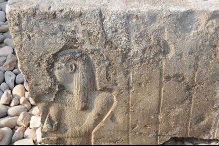 کشف معبد 2400 ساله در مصر/ مجسمه نیم تنه فرعون مصر کشف شد