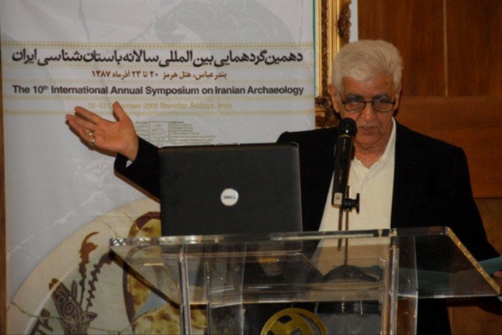  بزرگداشت صادق ملک باستان‌شناس پیشکسوت در موزه ملی ایران