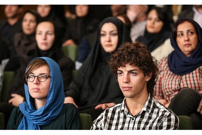  بررسی جذب حداکثری دانشجویان خارجی توسط دانشگاه شهید بهشتی