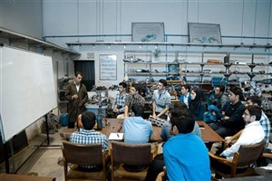 ۵۰ درصد نمره ارتقا باید به آموزش کارگاهی اختصاص یابد/ تبدیل اساتید به ماشین‌های چاپ مقالات بی‌خاصیت