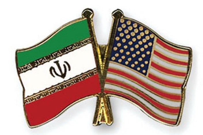 رویترز: شناورهای ایرانی بار دیگر به ناو آمریکایی نزدیک شدند