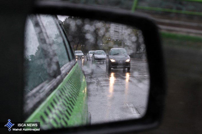 داستان بارش باران و افزایش کرایه تاکسی ها 