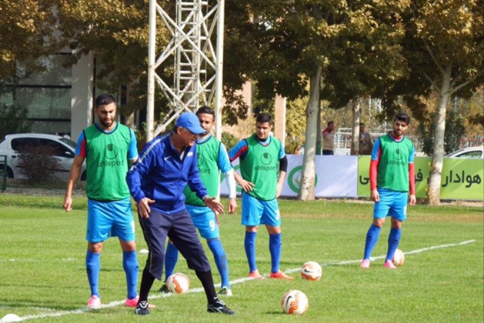 تمرین تیم ملی در هوای آزاد