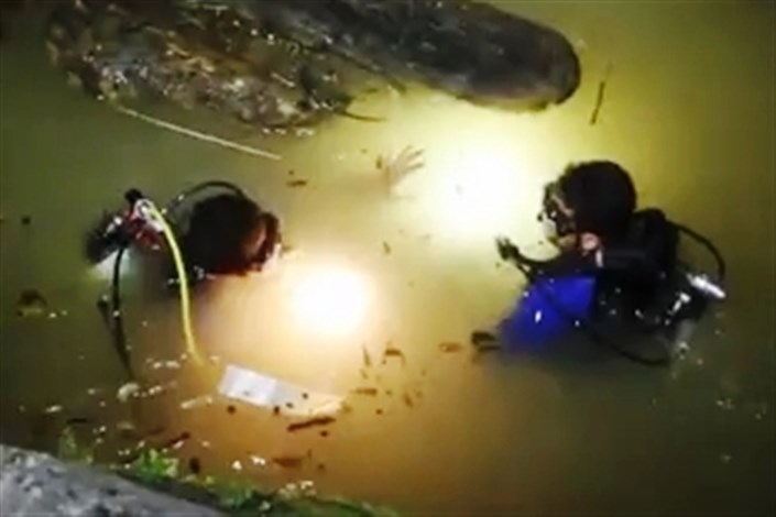 ویدیو / تصاویر دلهره آور از تلاش غواصان هلال احمر در اعماق یک آبشار 