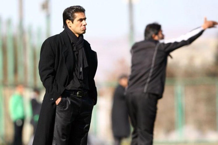 پیروانی: بازی با گوام سیاسی شده است