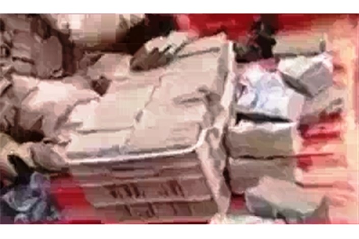 ویدیو / توقف  خودرو حمل پول داعش توسط نیروهای امنیتی عراق 