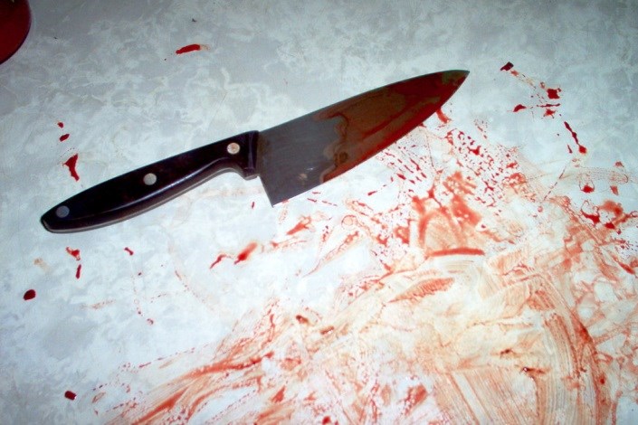  پدر، با ۲۷ ضربه چاقو کشته شد/ پسر مظنون شماره یک  است