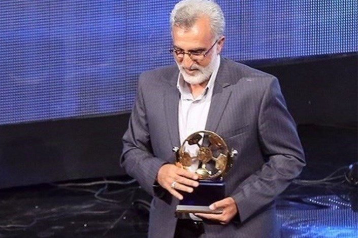  سرمربی پیشین تیم سپاهان تأکید کرد که اگر اخلاق گم شده بود مراسمی برای مرحوم پرویز دهداری برگزار نمی‌شد. 