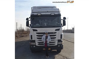تریلی با راننده ۱۳ساله در محور یزد_میبد متوقف شد