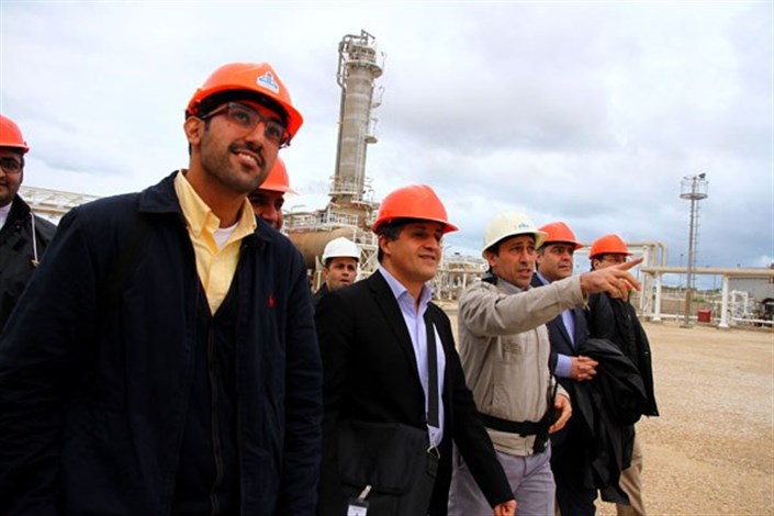 بازدید یاسر هاشمی از بزرگترین اسکله صادرات نفت ایران‎ و کارخانه عظیم درود 3‎/ عکس