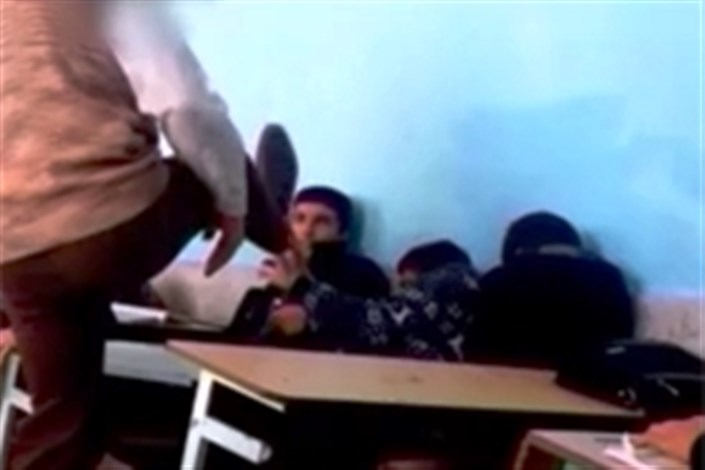 ویدیو /  فیلم لورفته از کتک زدن معلم در مدرسه شهر الیگودرز