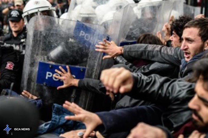 دانشجویان طرفدار کردها با پلیس ترکیه در آنکارا درگیر شد